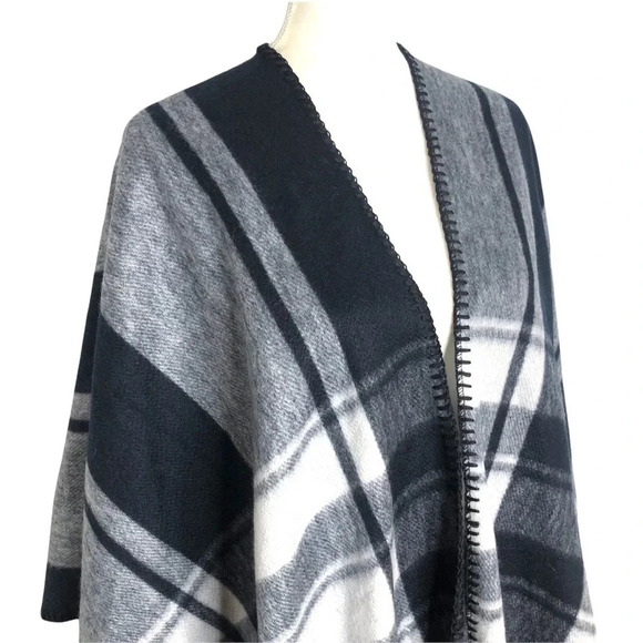 WOOLRICH One Size Plaid Gingham Polyester Cape Cardigan Lagenlook - Picture 3 of 7